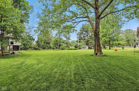 5129 E 69th Street Indianapolis IN 46220