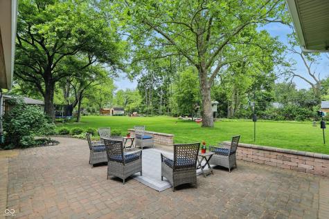 5129 E 69th Street Indianapolis IN 46220