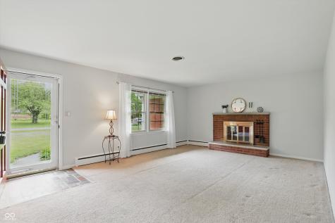 5129 E 69th Street Indianapolis IN 46220