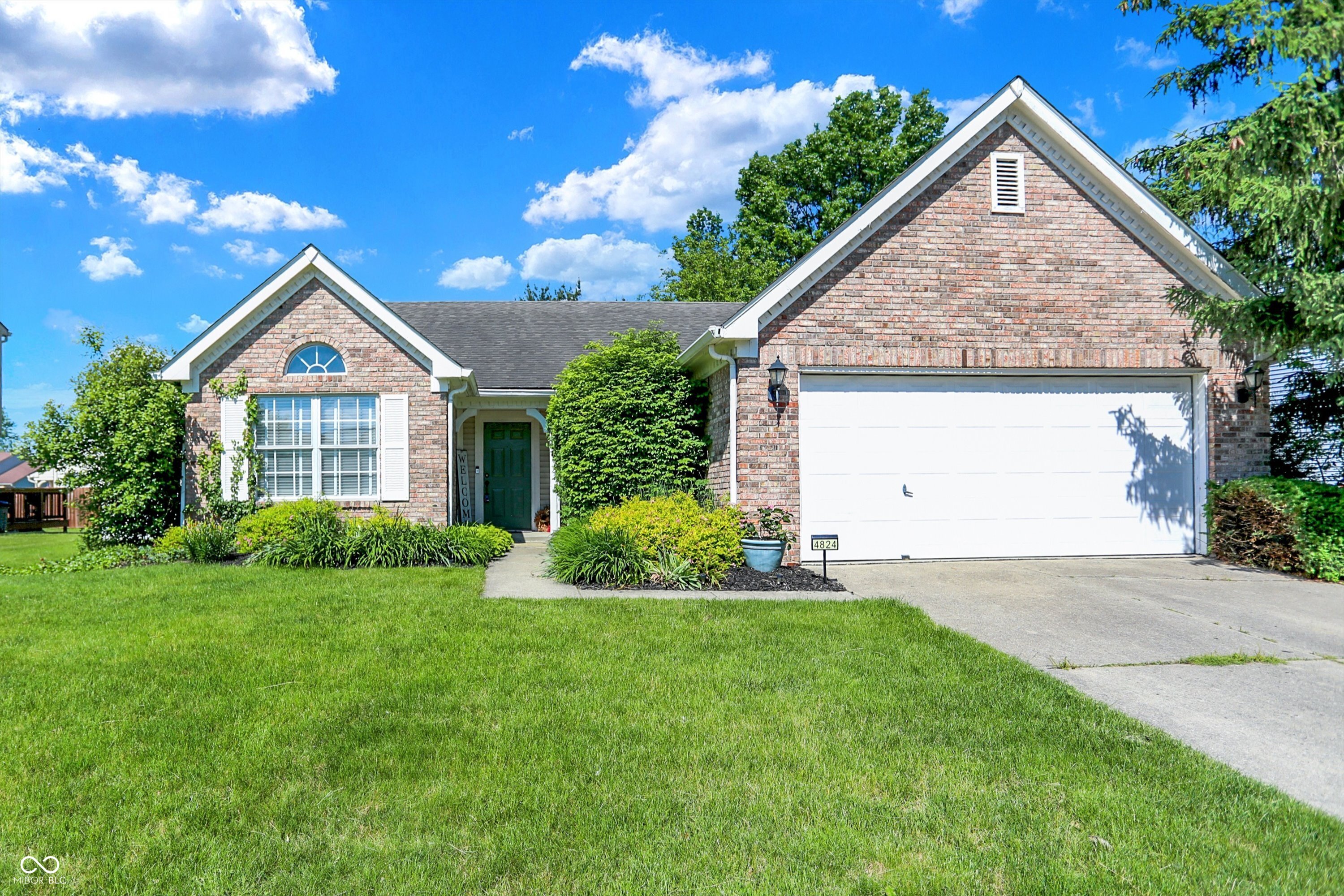 4824 Eagles Watch Lane Indianapolis IN 46254