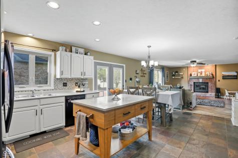 1665 Danaher Street Indianapolis IN 46217