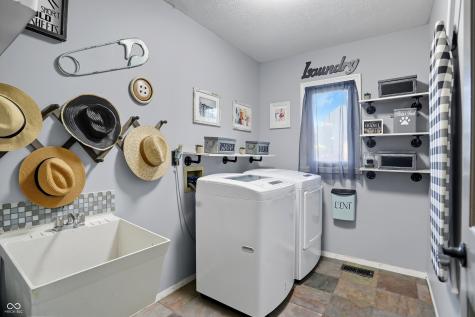 1665 Danaher Street Indianapolis IN 46217