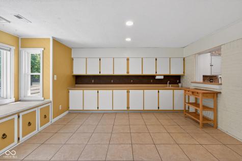 6146 Linton Lane Indianapolis IN 46220