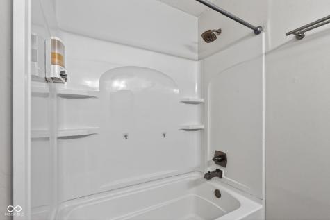 6146 Linton Lane Indianapolis IN 46220