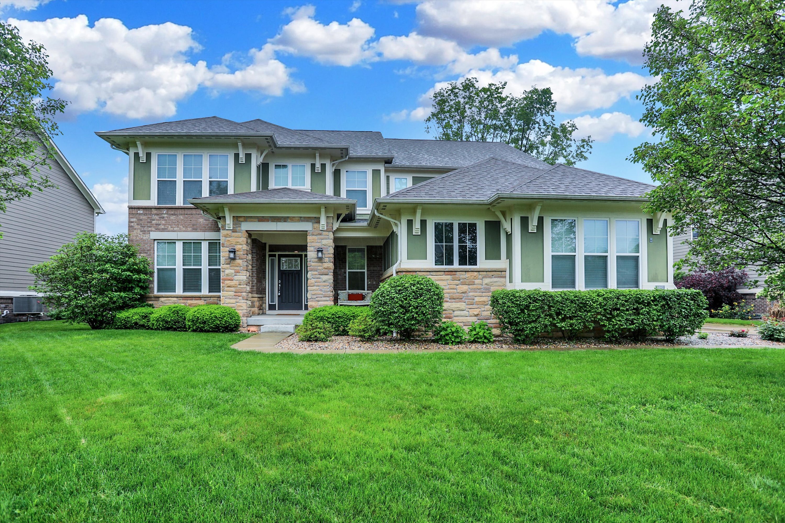 6460 Blackstone Drive Zionsville IN 46077