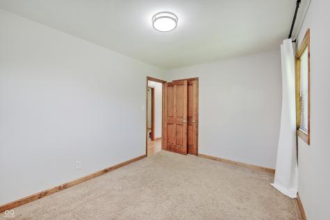 374 W Thompson Road Indianapolis IN 46217