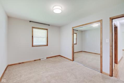 374 W Thompson Road Indianapolis IN 46217