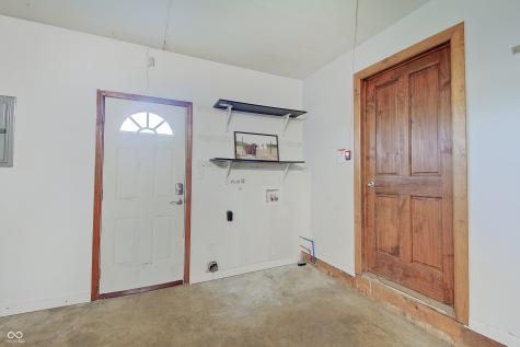 374 W Thompson Road Indianapolis IN 46217