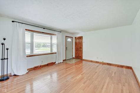 374 W Thompson Road Indianapolis IN 46217
