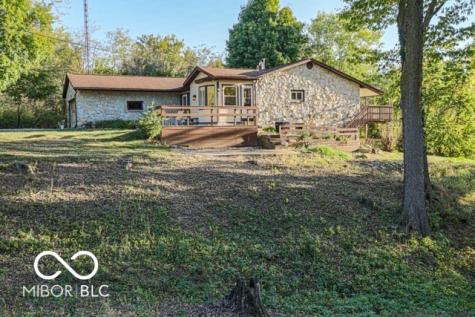 1929 E Overcoat Road Crawfordsville IN 47933