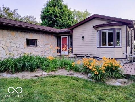 1929 E Overcoat Road Crawfordsville IN 47933