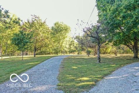 1929 E Overcoat Road Crawfordsville IN 47933