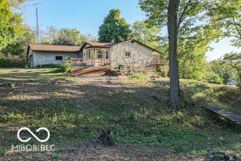 1929 E Overcoat Road Crawfordsville IN 47933