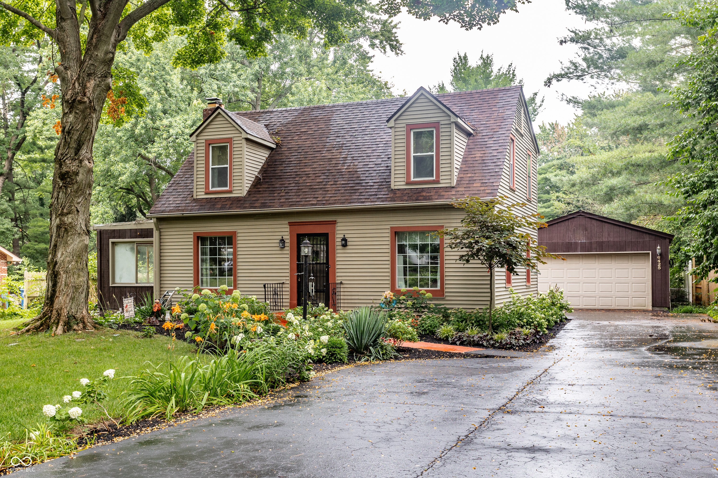 6425 N Oakland Avenue Indianapolis IN 46220
