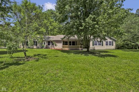 9460 S County Road 550 W Paris Crossing IN 47270