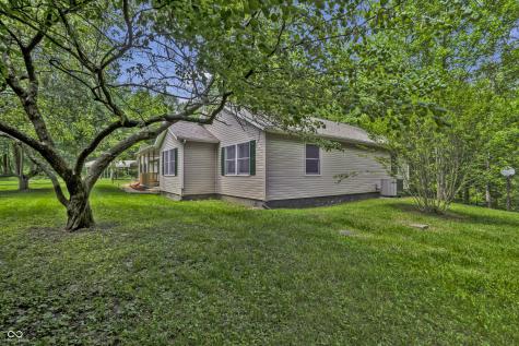 9460 S County Road 550 W Paris Crossing IN 47270