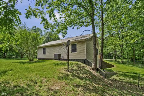 9460 S County Road 550 W Paris Crossing IN 47270