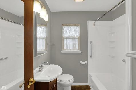 5609 Haverford Avenue Indianapolis IN 46220