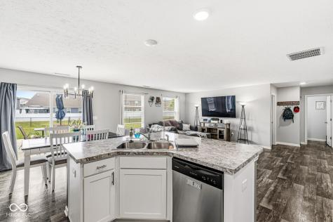 4449 Averly Park Circle Indianapolis IN 46237