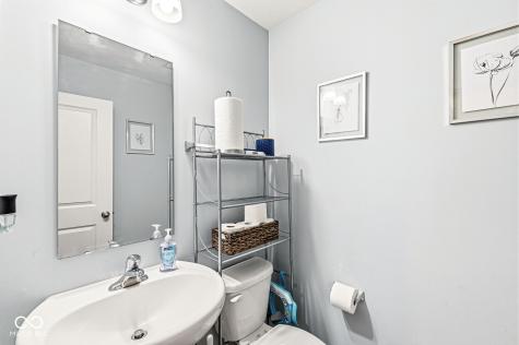 4449 Averly Park Circle Indianapolis IN 46237