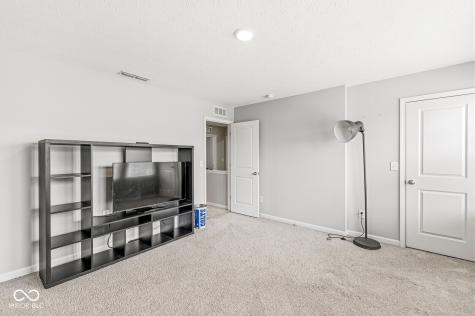 4449 Averly Park Circle Indianapolis IN 46237