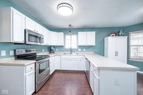 5140 Bird Branch Drive Indianapolis IN 46268