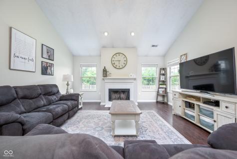 5140 Bird Branch Drive Indianapolis IN 46268