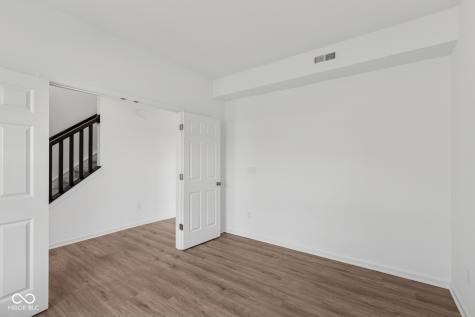 4050 Dutton Drive Bargersville IN 46106