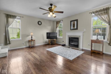 8560 Charleston Court Avon IN 46123