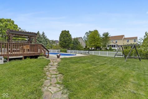 8560 Charleston Court Avon IN 46123
