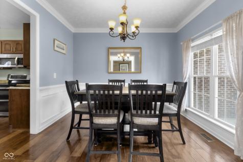 8560 Charleston Court Avon IN 46123