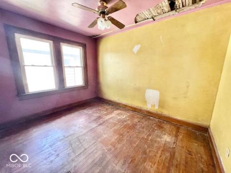 5222 E Saint Clair Street Indianapolis IN 46219