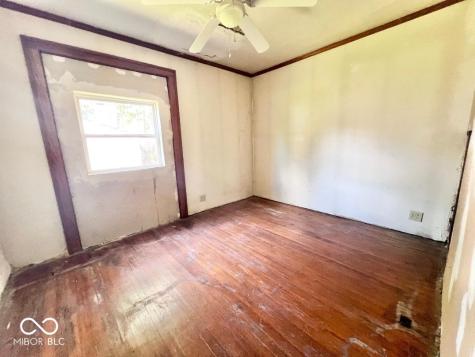 5222 E Saint Clair Street Indianapolis IN 46219