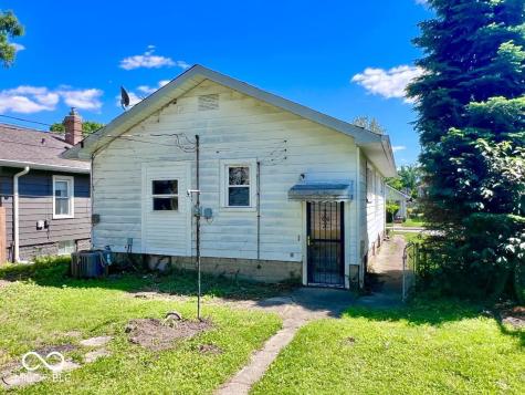 5222 E Saint Clair Street Indianapolis IN 46219