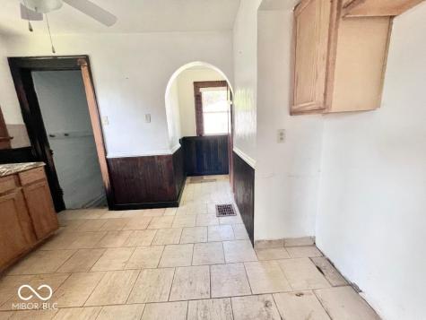 5222 E Saint Clair Street Indianapolis IN 46219