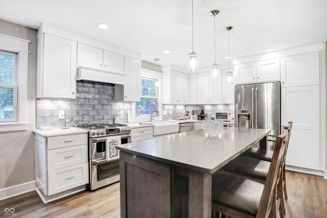 5015 Willow Road Zionsville IN 46077