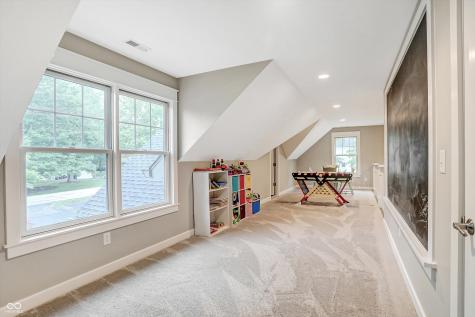 5015 Willow Road Zionsville IN 46077
