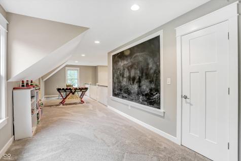 5015 Willow Road Zionsville IN 46077