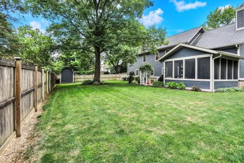 5015 Willow Road Zionsville IN 46077