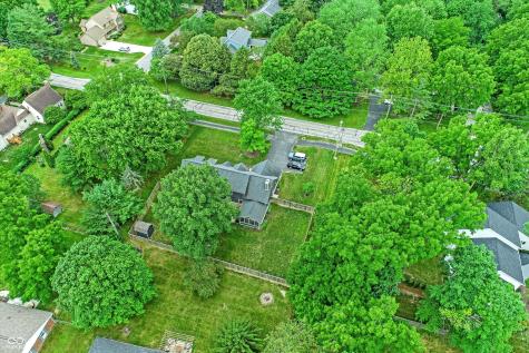 5015 Willow Road Zionsville IN 46077