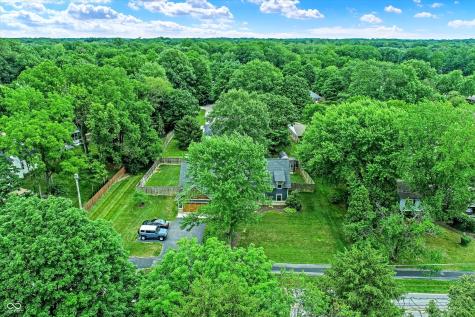 5015 Willow Road Zionsville IN 46077