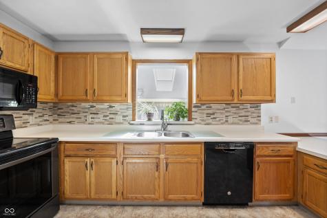 3731 Villa Drive Columbus IN 47203