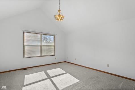 3731 Villa Drive Columbus IN 47203
