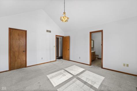 3731 Villa Drive Columbus IN 47203