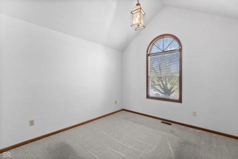 3731 Villa Drive Columbus IN 47203