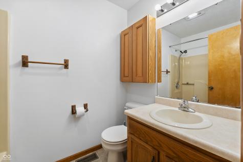 3731 Villa Drive Columbus IN 47203