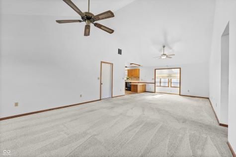 3731 Villa Drive Columbus IN 47203