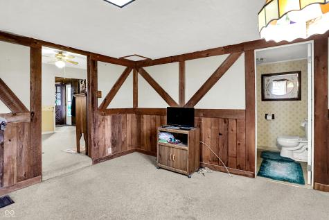307 S Bowers Street Whitestown IN 46075