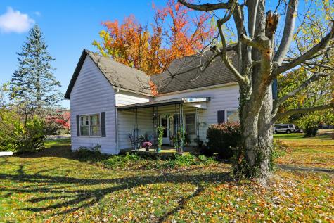 307 S Bowers Street Whitestown IN 46075