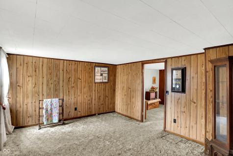 307 S Bowers Street Whitestown IN 46075